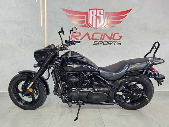 SUZUKI BOULEVARD M800 